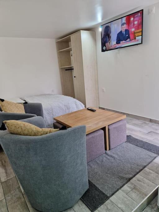 Studioneuf Equipe Cdg/Parc Expo/ Paris Aulnay-sous-Bois Zewnętrze zdjęcie